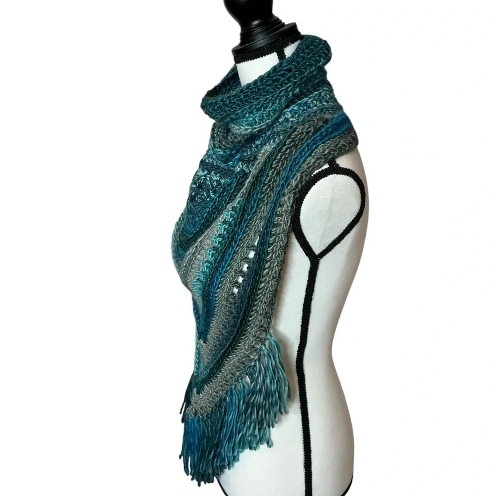 Handcrafted Crochet Cowl Neck Scarf With Fringe New‎ Handmade by Seller Knit